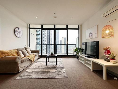 Southbank Family Urban Spacious 2BR - Tap to explore photos