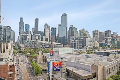 Bailey-3Beds Free Parking-Close to Crown