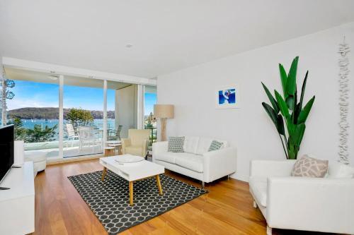 MAN29 - Beautiful 2 BR Apartment Manly Wharf Views - Tap to explore photos