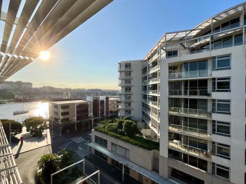 Urban Oasis Residence - Views · Parking · Ease