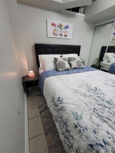 RoryHouse Room Type - Standard Queen Room