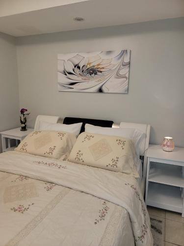 RoryHouse Room Type - Standard Queen Room