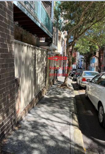 Comfortable Studio+free parking for small car - Tap to explore photos
