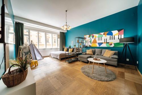 Cityscape Charm Spacious 3 Bedroom Haven for 7 Room Type - Three-Bedroom Apartment