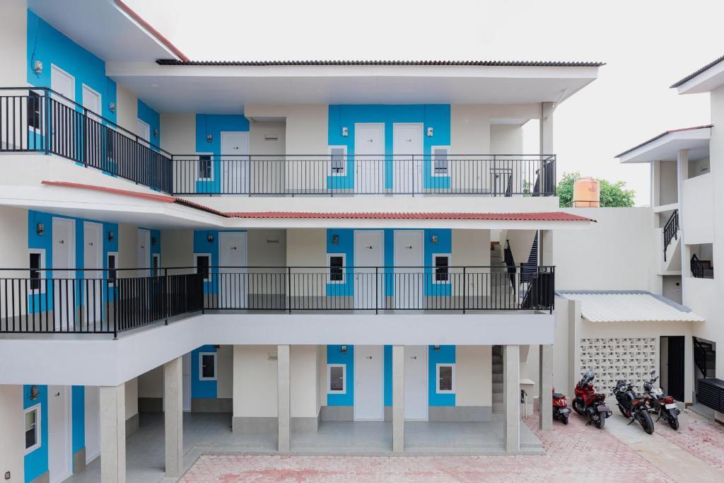 Urbanview Petukangan Mansion Jakarta