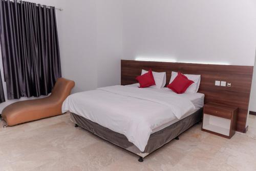 555 Nangka Guest House - Tap to explore photos