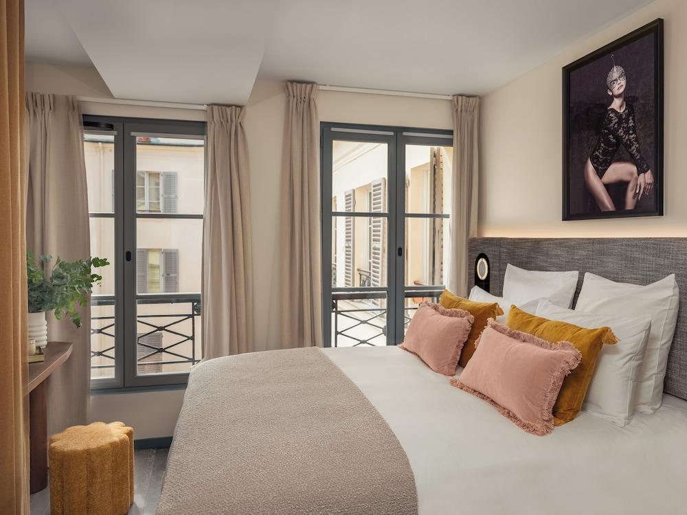Boudoir des Muses Room Type - Classic Room