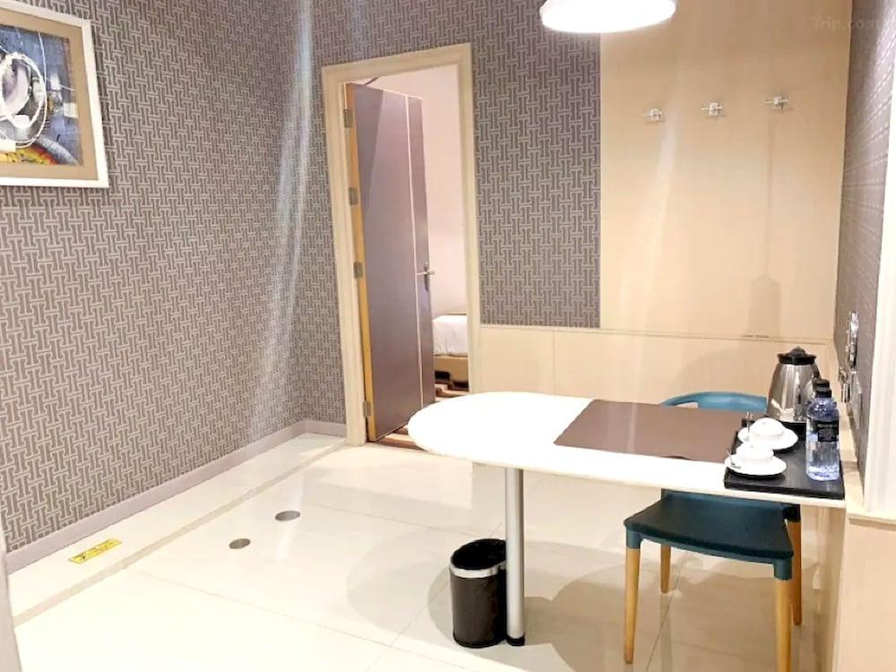 Podstel Hostel Bangkok Room Type - Deluxe Twin