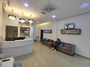 SAND HOTEL