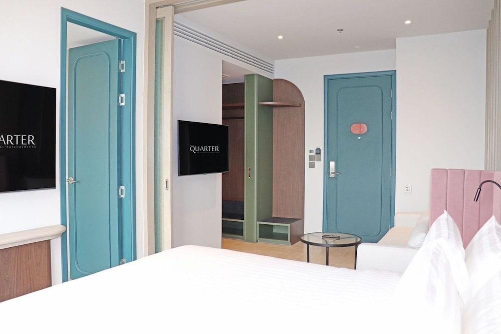 The Quarter Ratchayothin by UHG Room Type - Deluxe King Room