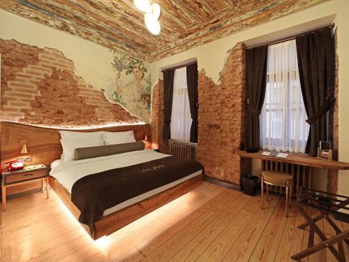 Impera Hotel - Special Category - Tap to explore photos