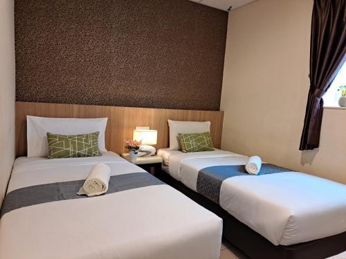 SCC Gateway Chinatown Hotel Room Type - Deluxe Twin Room