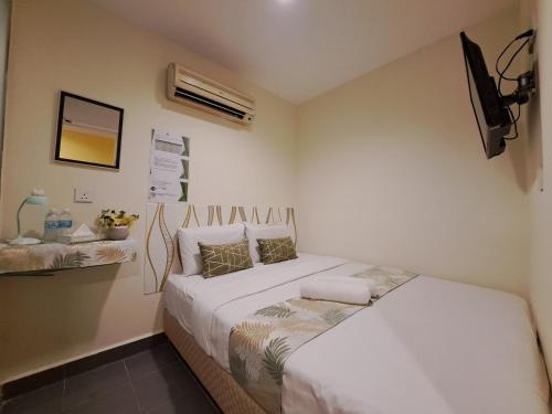SCC Gateway Chinatown Hotel Room Type - Standard Queen Room