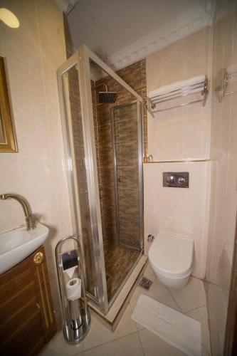 BeyPort Hotel Taksim - Tap to explore photos