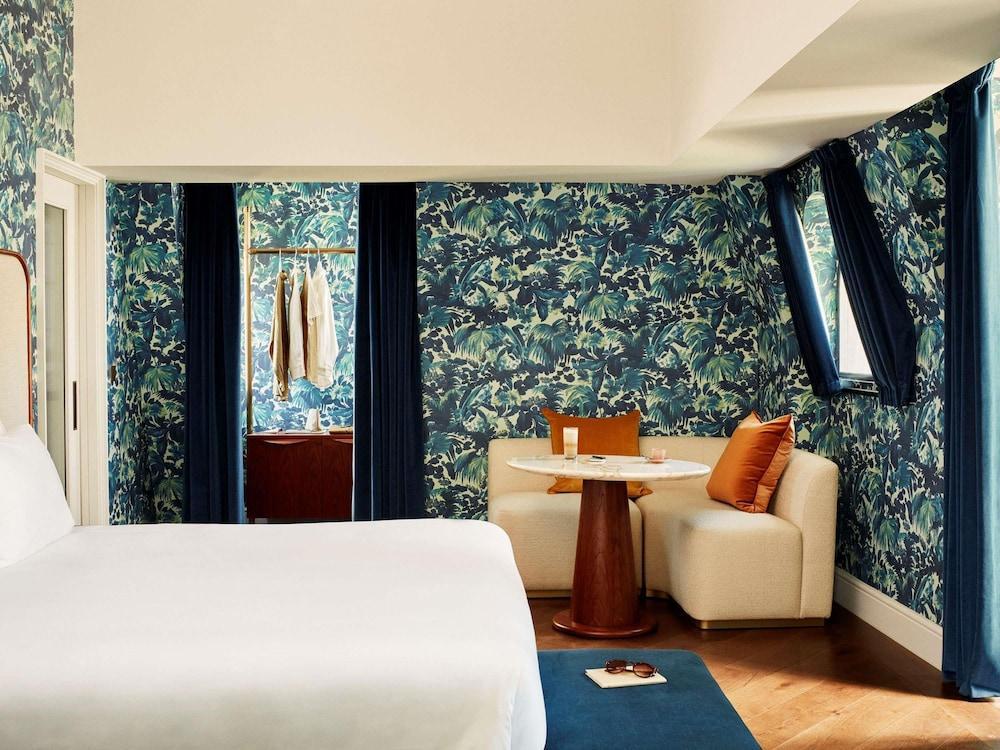 Hyde London City - St Paul’s Room Type - Suite (Headliner)