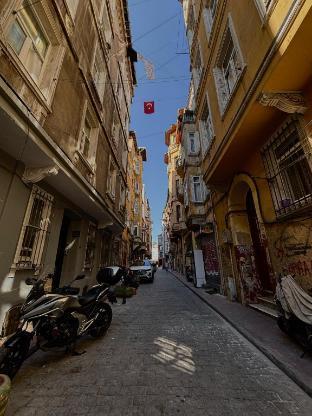 Galata Calm Tale Hotel - Tap to explore photos
