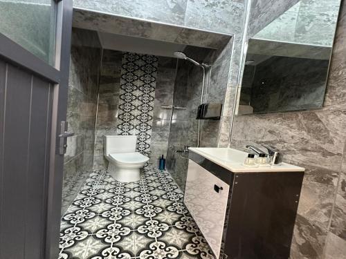 Kosova Hotel Room Type - Superior Triple Room Kosova Hotel Room Type - Superior Triple Room