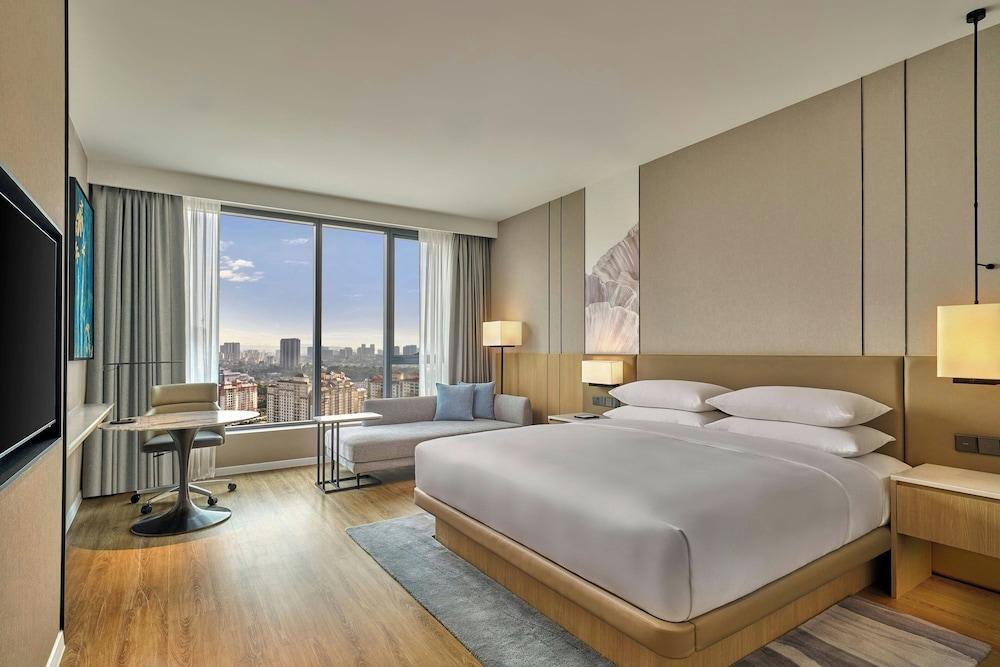 Courtyard by Marriott Kuala Lumpur South Room Type - Suite, 1 Bedroom, City View