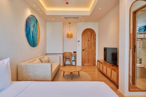 Stone Hotels Dhiffushi Room Type - Deluxe Family Room