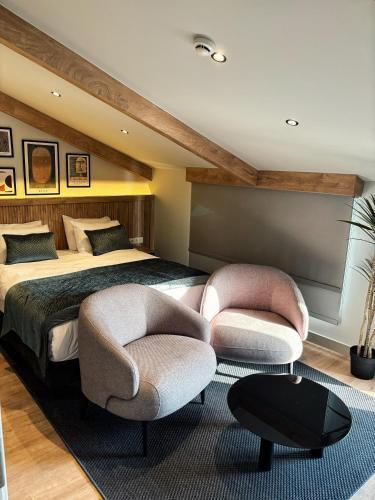 Dugi Room Type - Grand Deluxe Double Room with Balcony Dugi Room Type - Grand Deluxe Double Room with Balcony