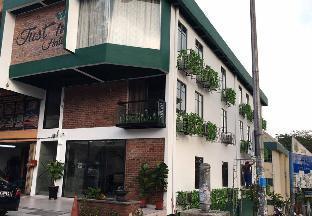 Just In Boutique Hotel - Tap to explore photos