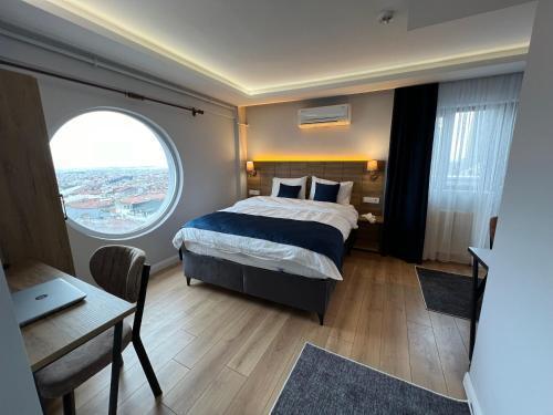 The Blue Suites Room Type - Deluxe King Room