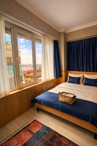 Taksim Santa Lucia Hotel - Tap to explore photos