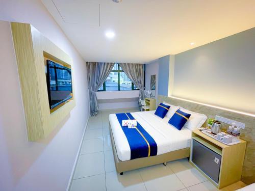 StarQ Hotel Kuala Lumpur Room Type - Deluxe King Room