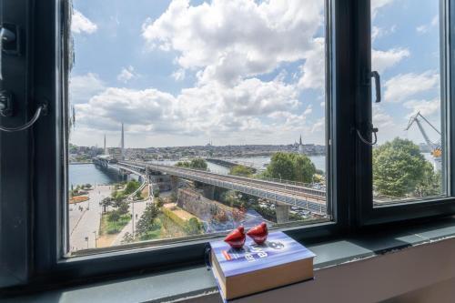 Han Residence Haliç Room Type - Deluxe Double Room with Sea View Han Residence Haliç Room Type - Deluxe Double Room with Sea View