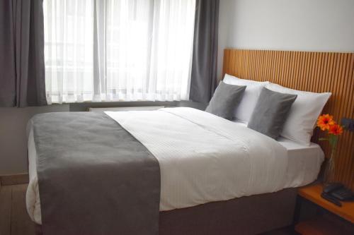 Vera Taksim Hotel - Tap to explore photos