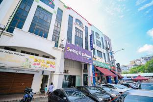 Swing & Pillows - KL Kuchai Lama