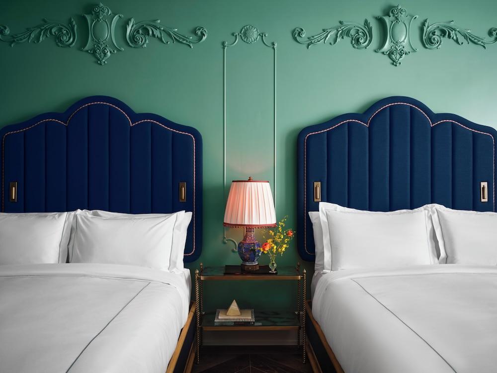 The Fifth Avenue Hotel Room Type - Suite, 2 Queen Beds, Mobility Accessible (Mansion, Double)