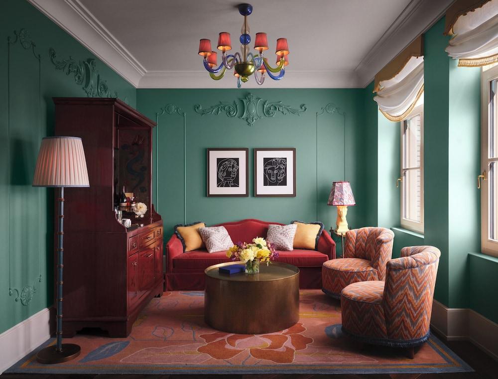 The Fifth Avenue Hotel Room Type - Fifth Avenue Suite