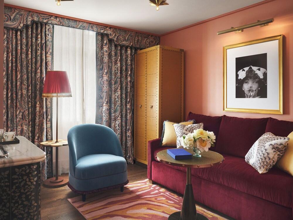 The Fifth Avenue Hotel Room Type - Parlour Suite