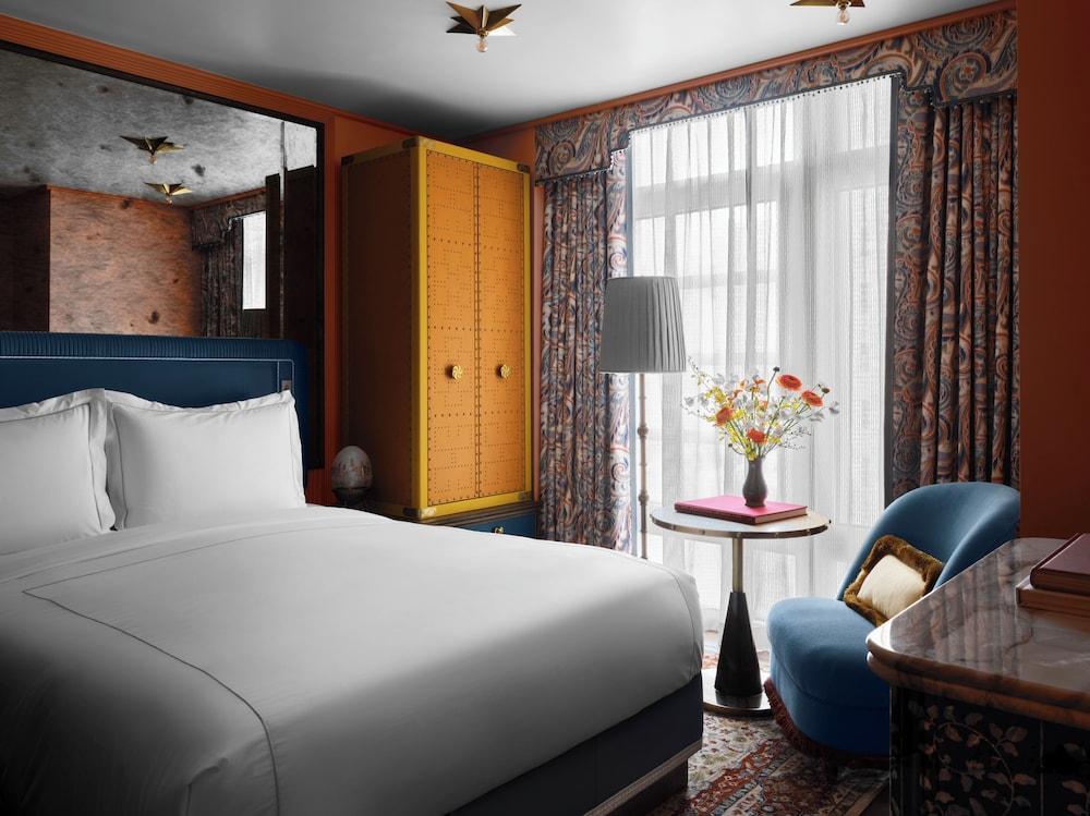 The Fifth Avenue Hotel Room Type - NoMad Queen