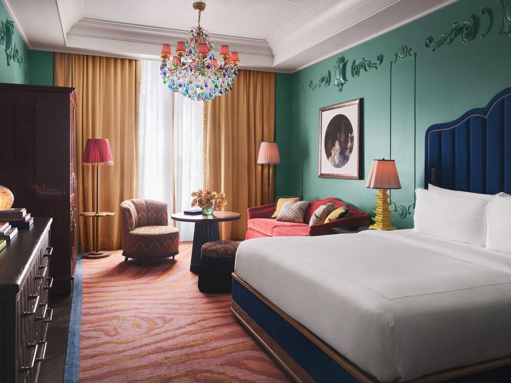 The Fifth Avenue Hotel Room Type - Suite, Mobility Accessible (Mansion)