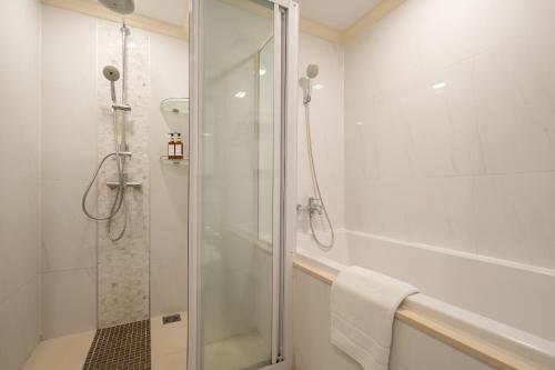 Syama Hana Executive Apartments Thonglor - Tap to explore photos