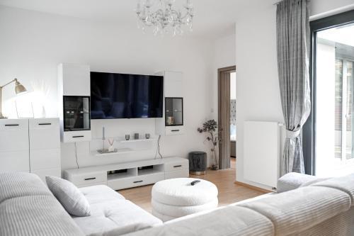 Lovely Family Suite - Tap to explore photos