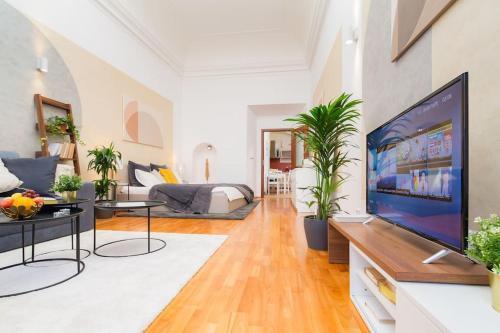 Lovely Historical home in Mala Strana - N1st - Tap to explore photos