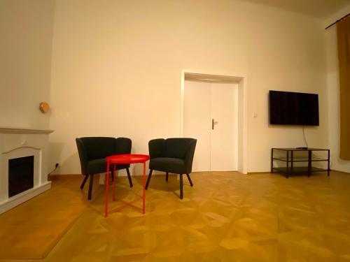 Katerina's Downtown Apartments Room Type - Three-Bedroom Apartment with Balcony