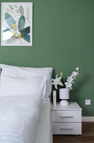 Emerald Apartments Boutique Residence - Tap to explore photos