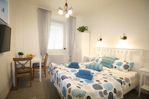 Finnem Home Rentals Room Type - One-Bedroom Apartment