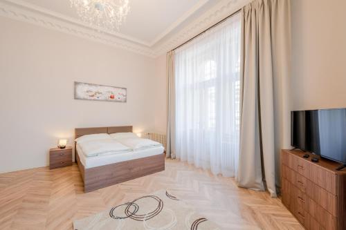 Palace Petrarca Room Type - One-Bedroom Apartment