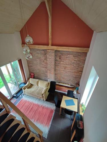 Bright cosy house with parking - Tap to explore photos