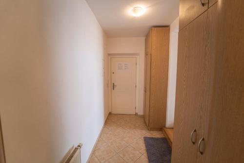 FREE PARKING- Cozy apartment in historical building center Prague - Tap to explore photos