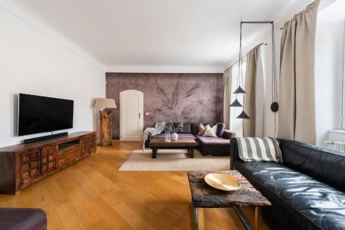 Luxury Retreat Apartments near Charles Bridge by EasyBNB Premium Room Type - Three-Bedroom Premium Apartment