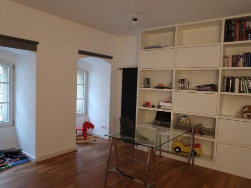 Michal apartment 125m2 city centre - Tap to explore photos