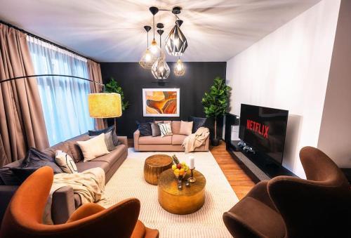 Prague Tower Old Town LUX 4BR & 3Bath Terrace - Tap to explore photos
