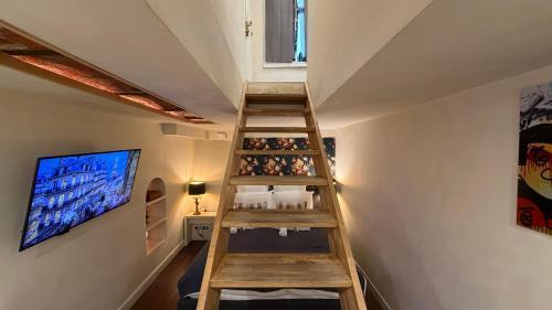 Monceau-Levis, rue Lebouteux - 6 people - Tap to explore photos