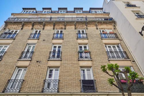 Apartment Parc des expositions by Studio prestige